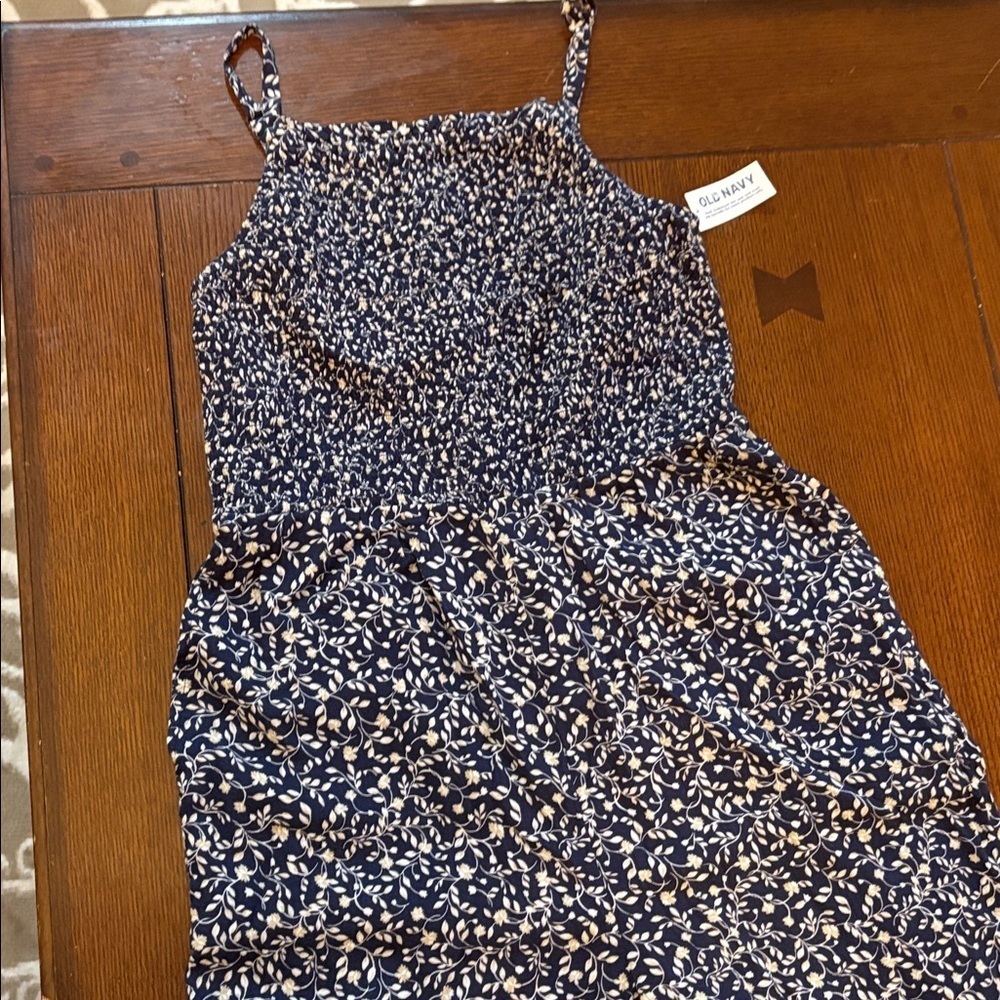 NWT Old Navy Square-Neck Cami Jumpsuit Women Size Small  Cropped smocked